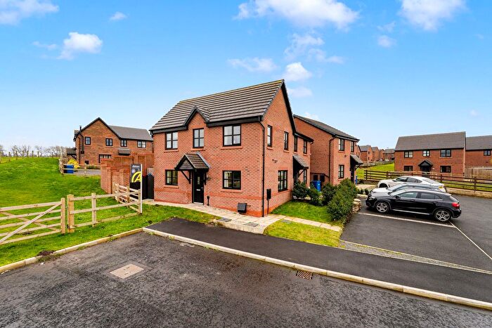 3 Bedroom Semi Detached House For Sale In Bryn Green Avenue, Ashton-In-Makerfield, WN4