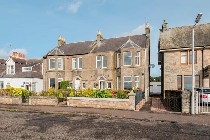 4 Bedroom Semi-Detached House For Sale In East Links, Leven, KY8