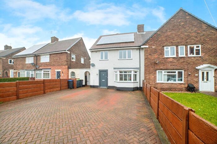 3 Bedroom Semi-Detached House For Sale In Mansfield Road, Sutton-in-Ashfield, Nottinghamshire, NG17
