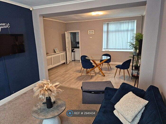 2 Bedroom Terraced House To Rent In Hobson St, Manchester, M35