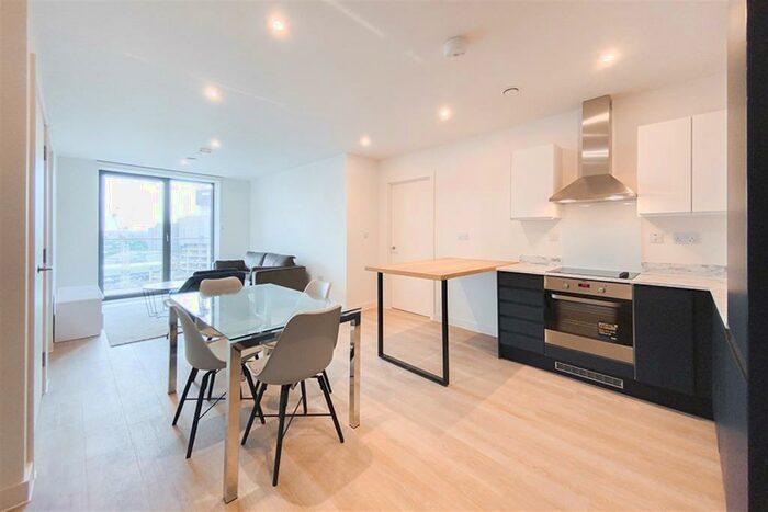 2 Bedroom Apartment To Rent In Laurence Place, M3