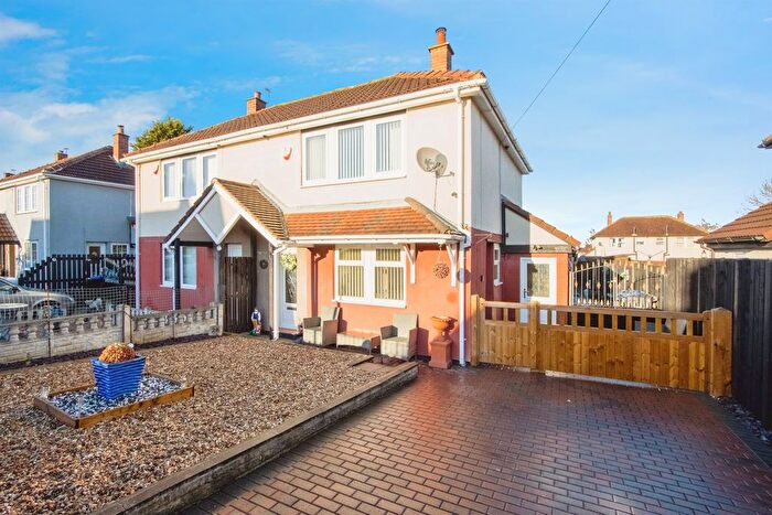 2 Bedroom Semi-Detached House For Sale In High Croft Drive, Barnsley, S71