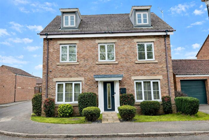 5 Bedroom Detached House For Sale In Comets Garth, Darlington, DL2