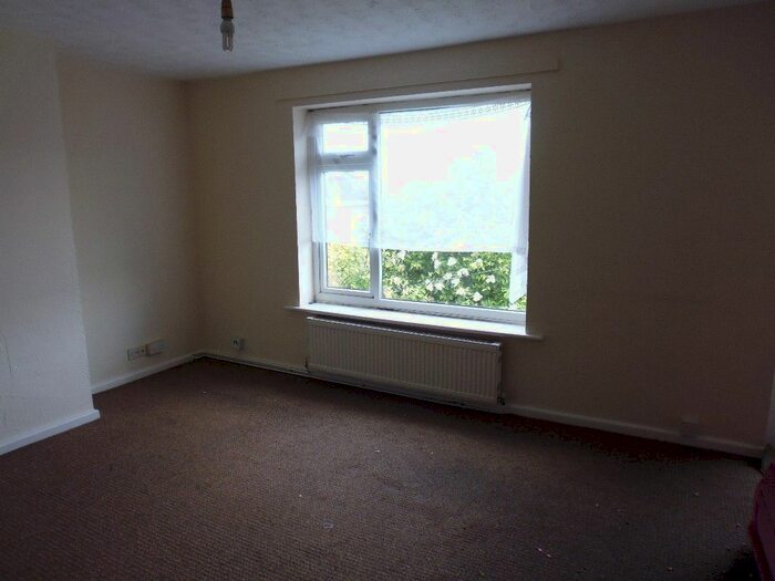 2 Bedroom Flat To Rent In James Way, Donnington, Telford, TF2