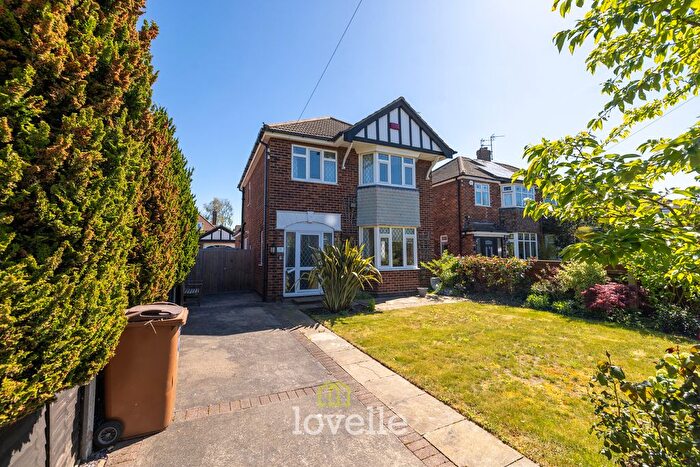 3 Bedroom Detached House For Sale In Eastwood Avenue, Grimsby, DN34