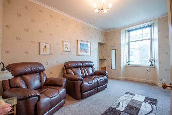 1 Bedroom Flat To Rent In L Parliament Street, Edinburgh, EH6