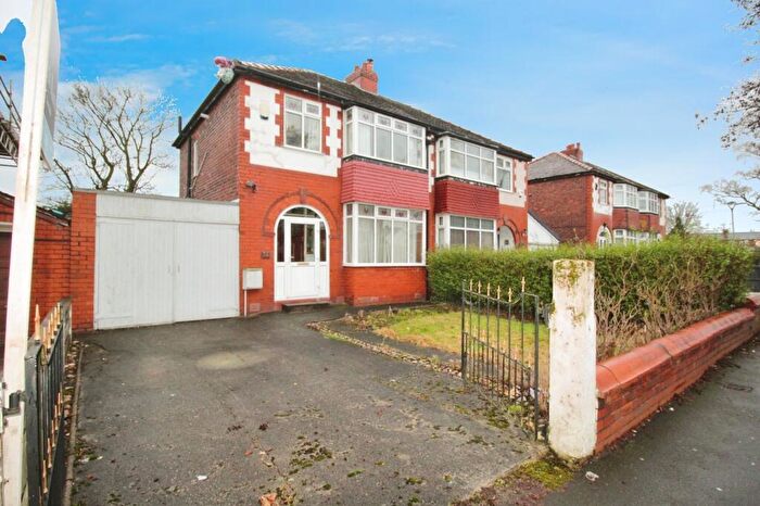 3 Bedroom Semi Detached House For Sale In Longford Road West, Stockport, Greater Manchester, SK5