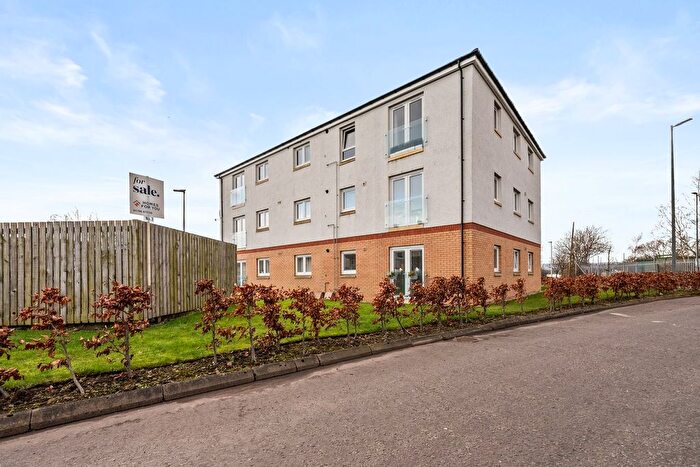 2 Bedroom Flat For Sale In Harbour Way, Alloa, FK10