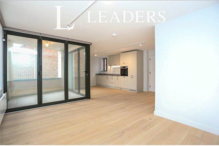 2 Bedroom Flat To Rent In Marischal Road, SE13