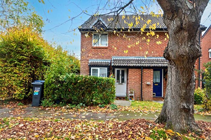 1 Bedroom Semi Detached House For Sale In Forresters Way, Hertfordshire, AL7