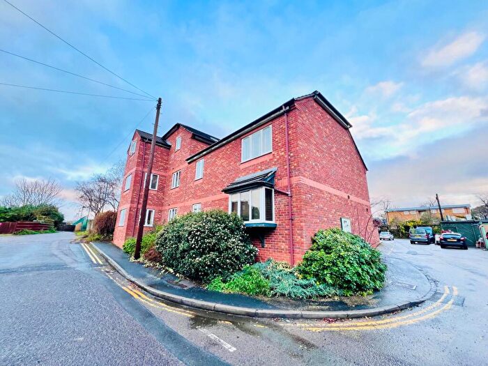 2 Bedroom Apartment To Rent In Cornwall House, Leamington Spa, CV32