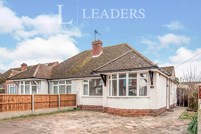 2 Bedroom Bungalow To Rent In Highbury Grove, Clapham, MK41