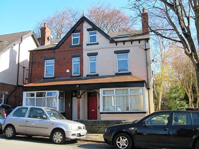 1 Bedroom Flat To Rent In Heathfield Terrace, Headingley, Leeds, LS6