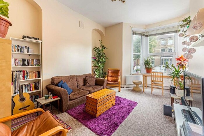 2 Bedroom Flat To Rent In Tufnell Park Road, Tufnell Park, N7