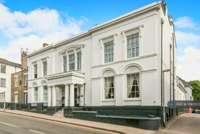 2 Bedroom Flat To Rent In Belgrave Place, Colchester, CO1