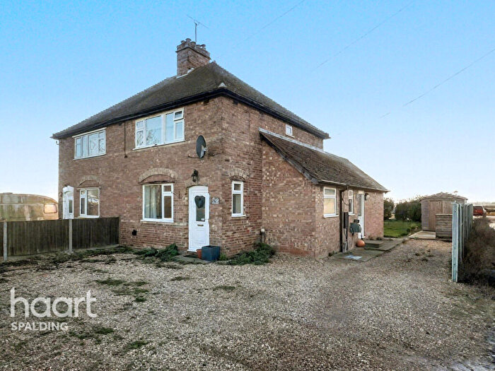 3 Bedroom Semi-Detached House For Sale In Sluice Road, Spalding, PE12