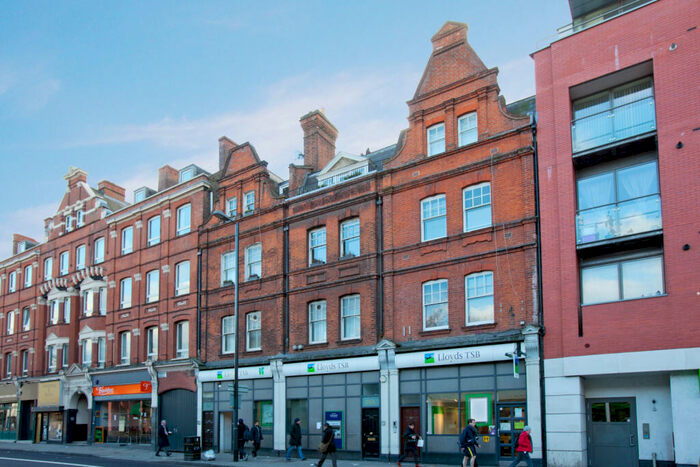 2 Bedroom Flat To Rent In Highbury Corner, London, N5