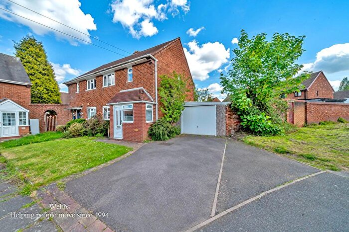 2 Bedroom Semi-Detached House For Sale In Stanley Road, Rushall, Walsall, WS4