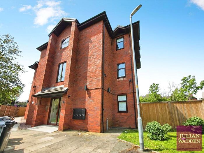 1 Bedroom Flat For Sale In Willow Bank House, Old Road, Handforth, Wilmslow, SK9