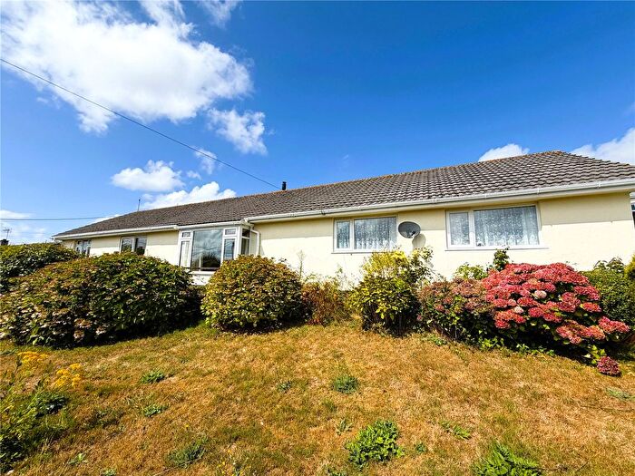 5 Bedroom Bungalow For Sale In Vicarage Road, Tywardreath, Par, Cornwall, PL24