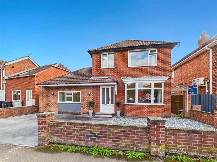 3 Bedroom Detached House For Sale In Lawn Avenue, Skegness, PE25