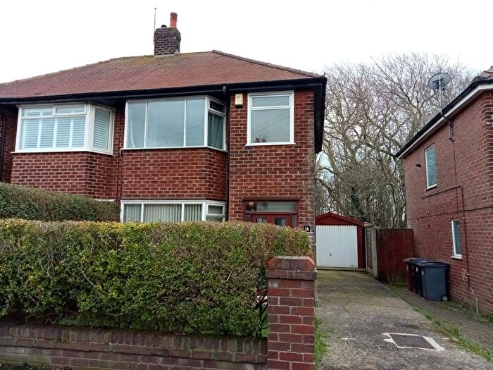 3 Bedroom Semi Detached House To Rent In Ludlow Grove, Blackpool, FY2