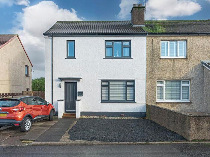 3 Bedroom Semi-detached Villa For Sale In Boswell Road, Lochgelly, KY5
