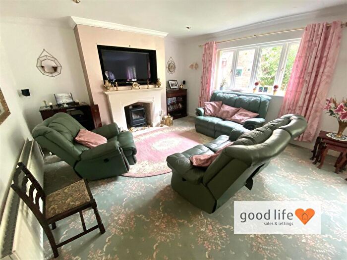 5 Bedroom House For Sale In Whitefield Pit, Houghton Le Spring, DH4