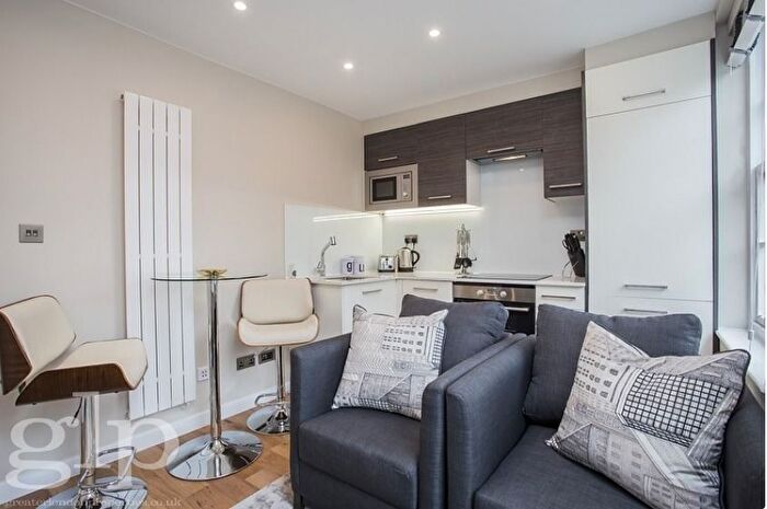 1 Bedroom Flat To Rent In Alleyn Court, Sussex Gardens, Hyde Park, W2