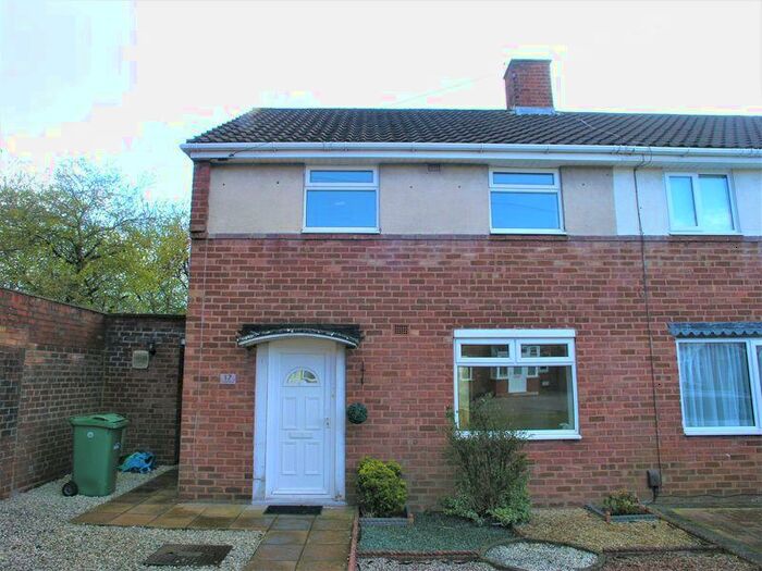 3 Bedroom Semi-Detached House To Rent In Lydate Road, Halesowen, B62