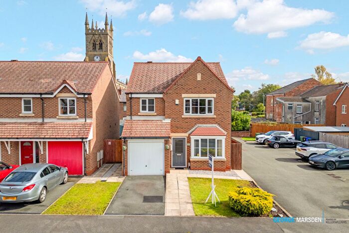 3 Bedroom Detached House For Sale In Fielders Close, Wigan, WN3