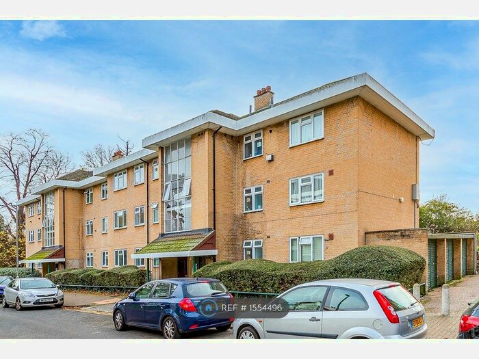 3 Bedroom Flat To Rent In Weydown Close, Wimbledon, SW19