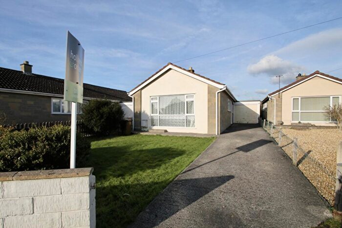 3 Bedroom Detached Bungalow To Rent In Mullins Close, Wells, Somerset, BA5