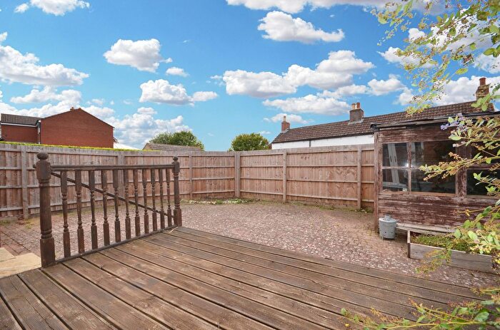 2 Bedroom Detached Bungalow For Sale In High Street, Earls Barton, Northamptonshire, NN6