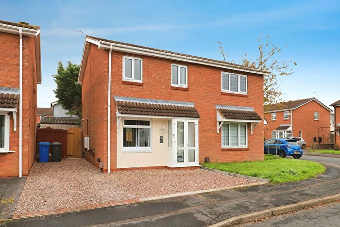 2 Bedroom Semi-detached House For Sale In Canterbury Drive, Perton, Wolverhampton, Staffordshire, WV6