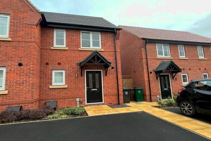 2 Bedroom Property To Rent In Allington Place, Derby, DE23
