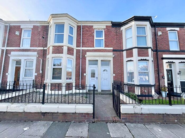 2 Bedroom Flat To Rent In Sutton Street, Newcastle Upon Tyne, NE6