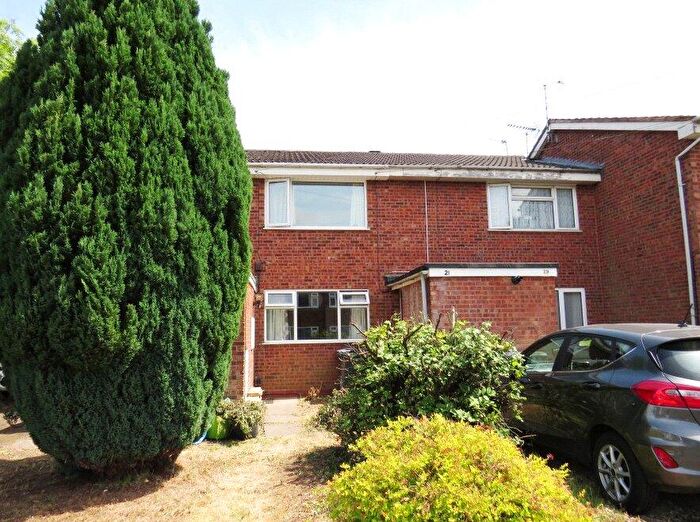 1 Bedroom Maisonette For Sale In Dornie Drive, Birmingham, West Midlands, B38