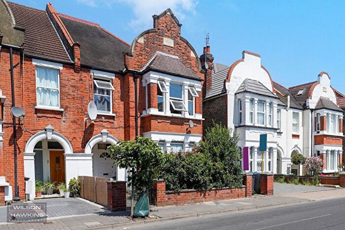 3 Bedroom Maisonette For Sale In Hindes Road, Harrow, HA1