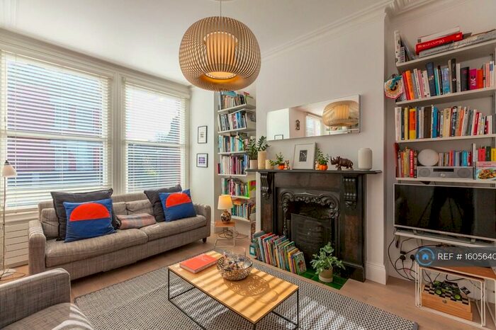 4 Bedroom Maisonette To Rent In Crescent Road, London, N22