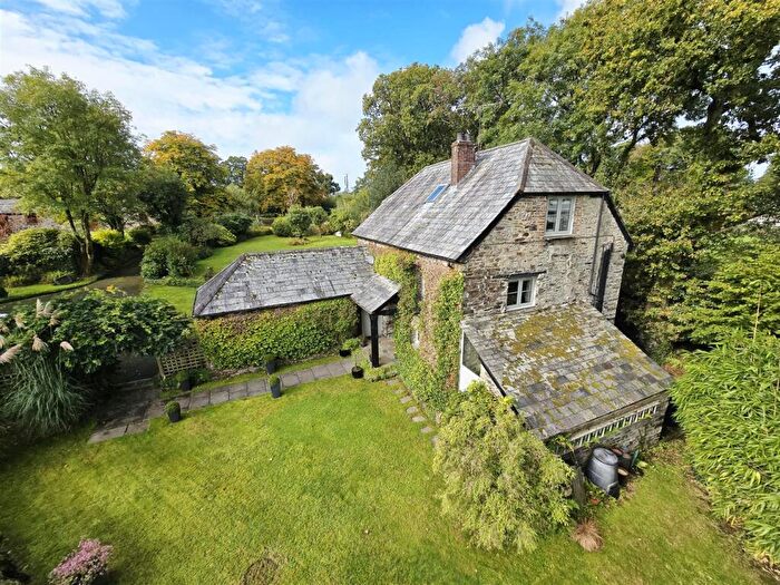 4 Bedroom Detached House For Sale In Launceston, PL15
