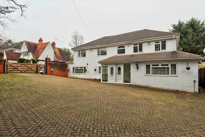 5 Bedroom Detached House To Rent In Manor House Drive, Northwood, HA6