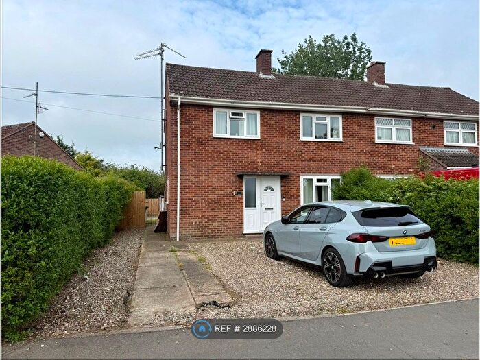 2 Bedroom Semi-Detached House To Rent In Roman Bank, Wisbech, PE13