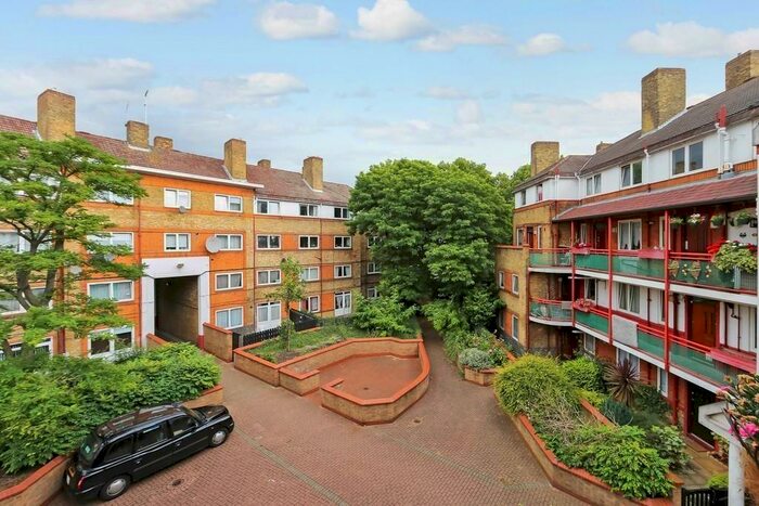 3 Bedroom Apartment To Rent In Millpond Estate, West Lane, London, SE16