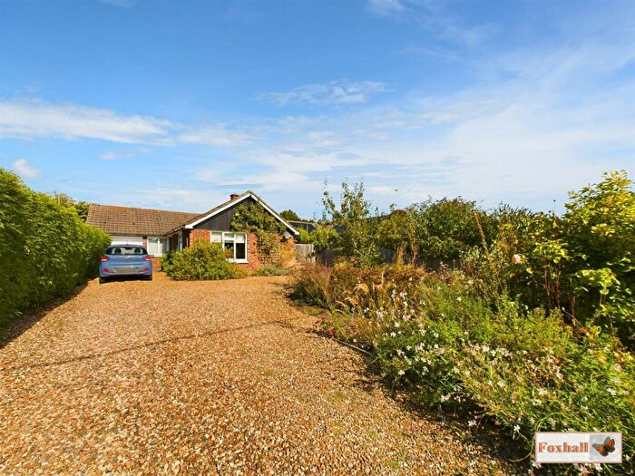 3 Bedroom Detached Bungalow For Sale In Holbrook Road, Stutton, Ipswich, IP9