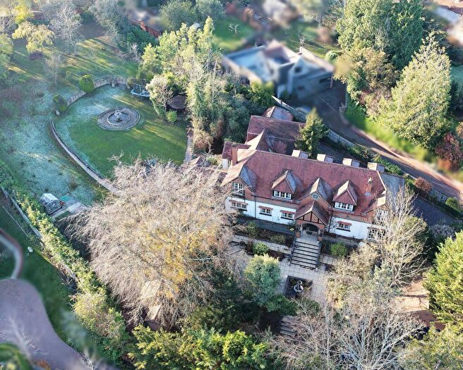 7 Bedroom Detached House For Sale In Riverview Road, Pangbourne - Walk To Shops & Train Station, RG8