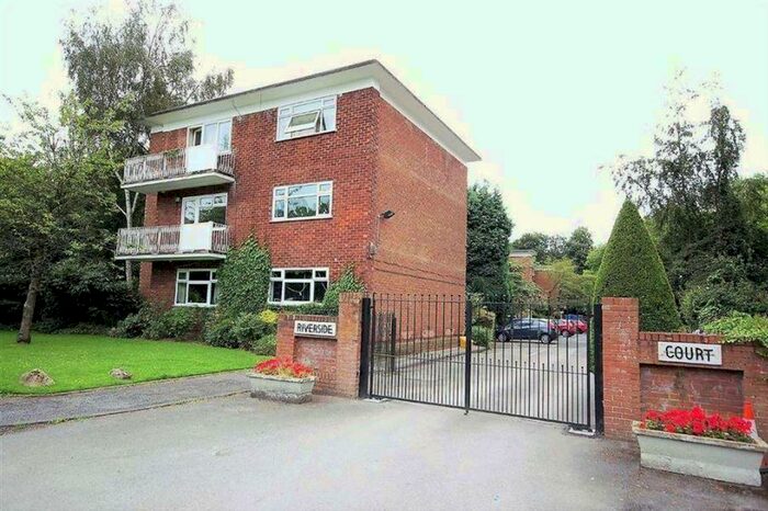 2 Bedroom Apartment To Rent In Flat Riverside Court, Palatine Road, Manchester, M20