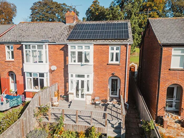 3 Bedroom Semi-Detached House For Sale In Peoples Park Road, Crediton, EX17