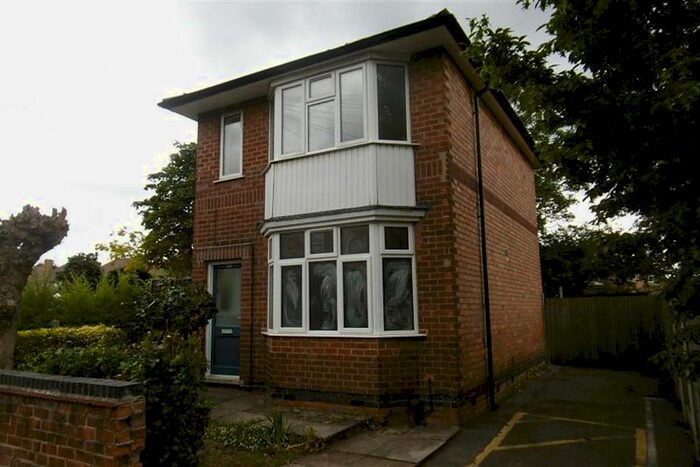 2 Bedroom Detached House To Rent In Derby Street, Beeston, NG9