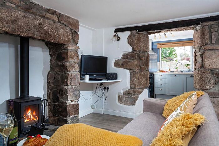 3 Bedroom Flat For Sale In Fore Street, St. Erth, Hayle, TR27